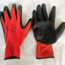 红纱黑胶手套